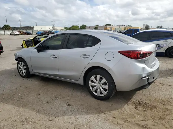 3MZBN1U76JM181477 2018 MAZDA 3 - Image 2
