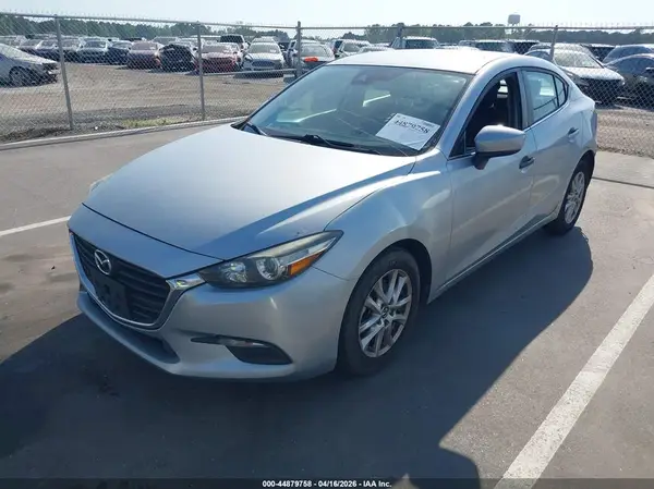 3MZBN1U76JM188364 2018 MAZDA 3 - Image 2