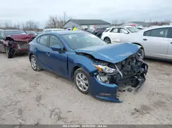 3MZBN1U76JM190731 2018 MAZDA 3