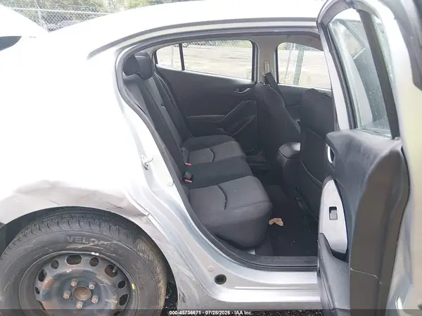 3MZBN1U76JM190941 2018 MAZDA 3 - Image 8
