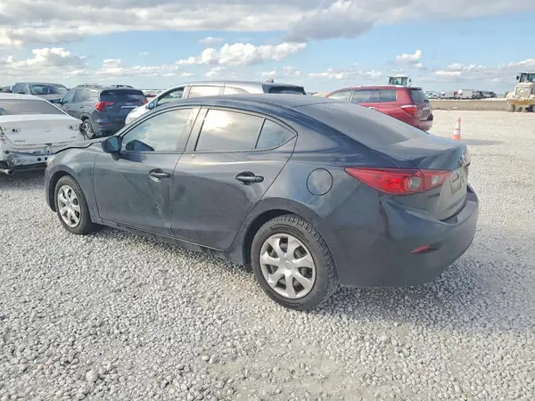 3MZBN1U76JM192379 2018 MAZDA 3 - Image 2