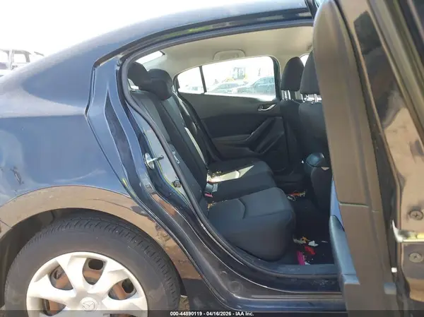 3MZBN1U76JM196707 2018 MAZDA 3 - Image 8