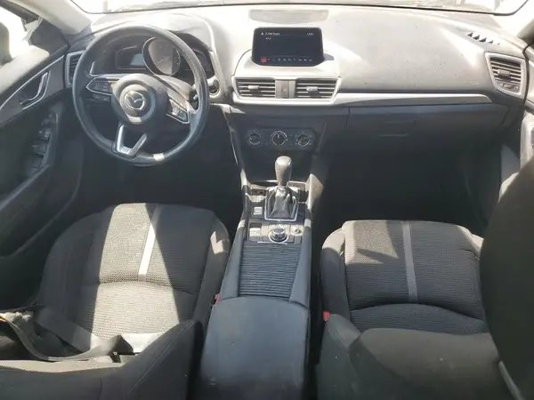 3MZBN1U76JM197534 2018 MAZDA 3 - Image 8
