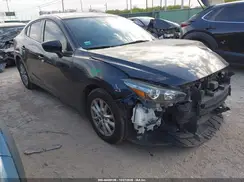3MZBN1U76JM210878 2018 MAZDA 3