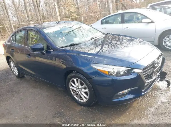 3MZBN1U76JM211657 2018 MAZDA 3 - Image 1