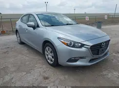 3MZBN1U76JM233366 2018 MAZDA 3