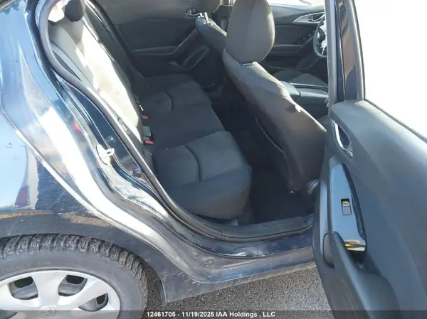3MZBN1U76JM236235 2018 MAZDA 3 - Image 8