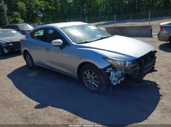 3MZBN1U76JM247834 2018 MAZDA 3 - Image 1