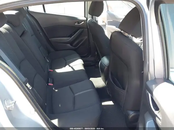 3MZBN1U76JM247834 2018 MAZDA 3 - Image 8