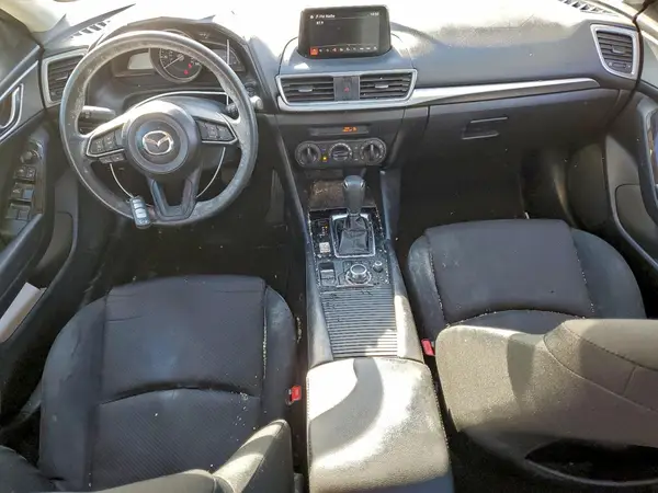 3MZBN1U76JM253424 2018 MAZDA 3 - Image 8