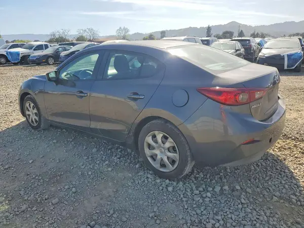3MZBN1U76JM272944 2018 MAZDA 3 - Image 2