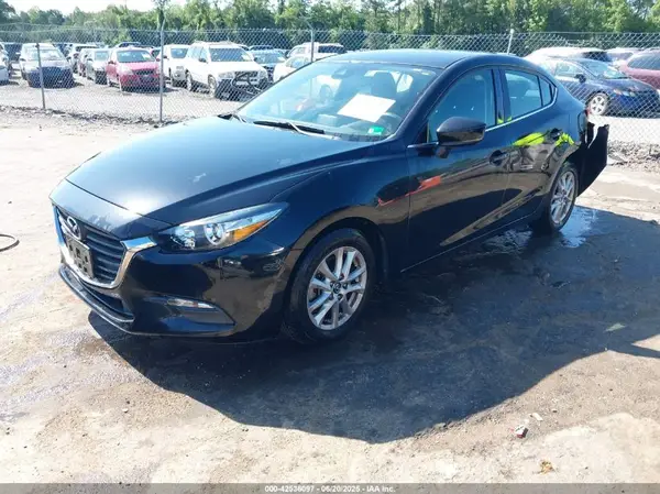 3MZBN1U76JM274435 2018 MAZDA 3 - Image 2