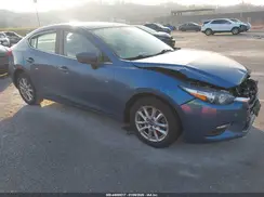 3MZBN1U76JM277027 2018 MAZDA 3