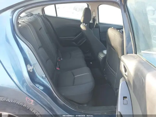 3MZBN1U76JM277027 2018 MAZDA 3 - Image 8