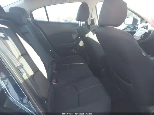 3MZBN1U77HM103638 2017 MAZDA 3 - Image 8