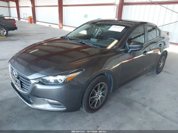 3MZBN1U77HM103736 2017 MAZDA 3 - Image 2