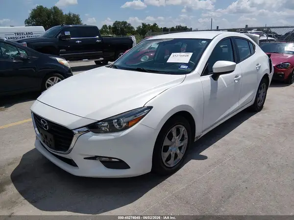 3MZBN1U77HM105776 2017 MAZDA 3 - Image 2