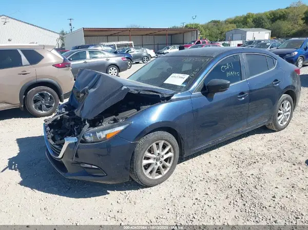 3MZBN1U77HM107883 2017 MAZDA 3 - Image 2