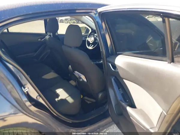 3MZBN1U77HM107883 2017 MAZDA 3 - Image 8