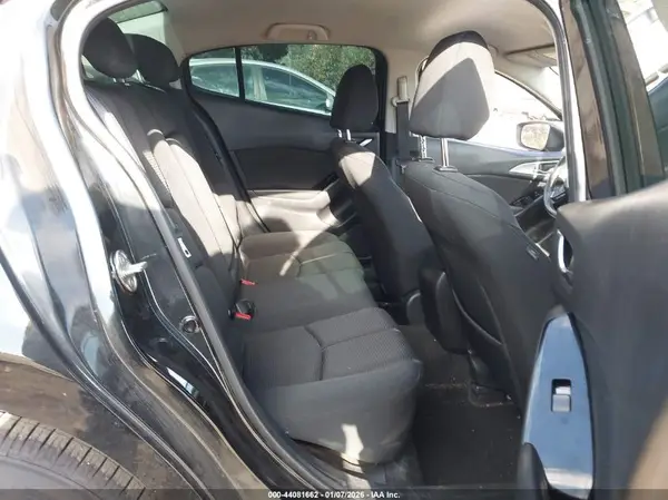 3MZBN1U77HM108063 2017 MAZDA 3 - Image 8