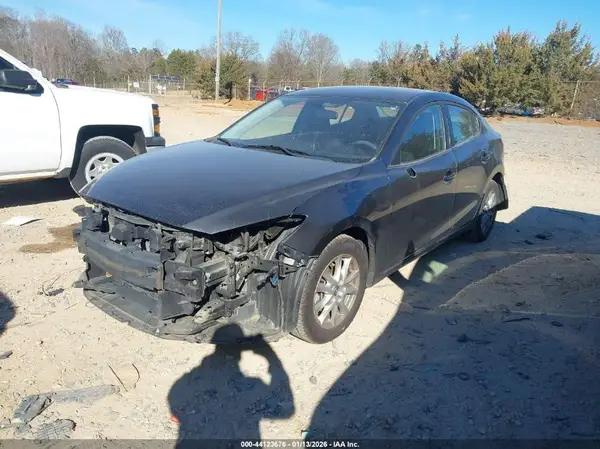 3MZBN1U77HM127437 2017 MAZDA 3 - Image 2