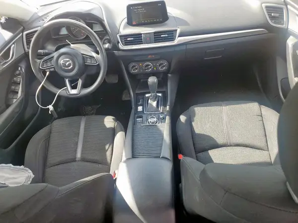 3MZBN1U77HM140267 2017 MAZDA 3 - Image 8