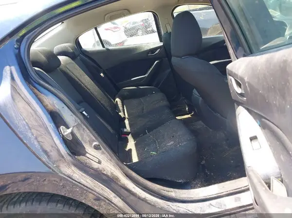 3MZBN1U77HM140382 2017 MAZDA 3 - Image 8