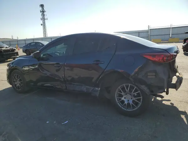 3MZBN1U77HM146814 2017 MAZDA 3 - Image 2
