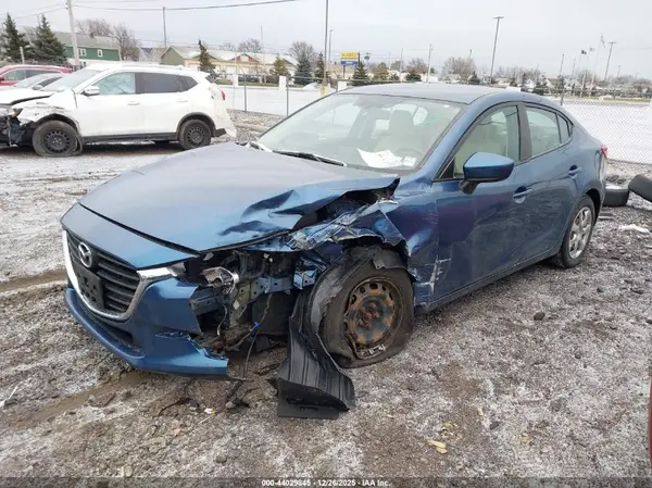 3MZBN1U77HM155366 2017 MAZDA 3 - Image 2