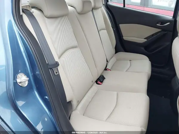 3MZBN1U77HM155366 2017 MAZDA 3 - Image 8