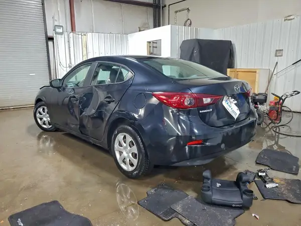 3MZBN1U77JM172853 2018 MAZDA 3 - Image 2