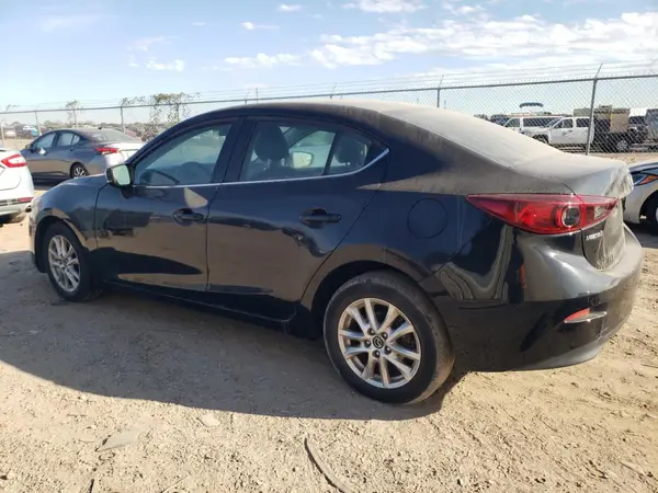 3MZBN1U77JM175476 2018 MAZDA 3 - Image 2