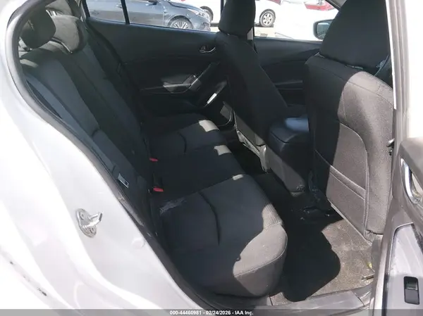 3MZBN1U77JM188910 2018 MAZDA 3 - Image 8
