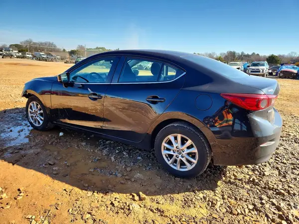 3MZBN1U77JM201462 2018 MAZDA 3 - Image 2