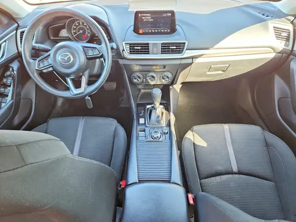 3MZBN1U77JM201462 2018 MAZDA 3 - Image 8