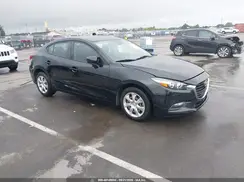 3MZBN1U77JM211019 2018 MAZDA 3