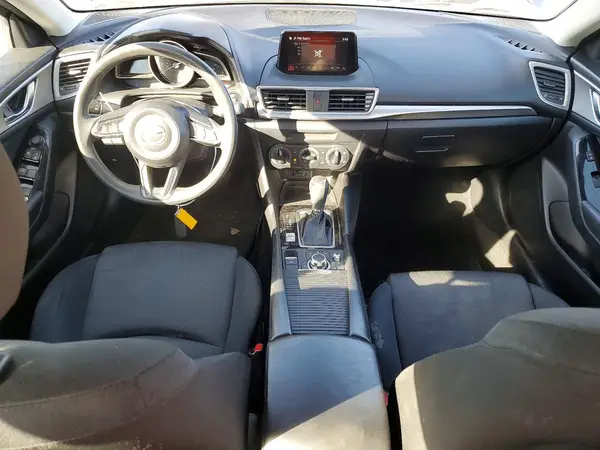 3MZBN1U77JM218245 2018 MAZDA 3 - Image 8