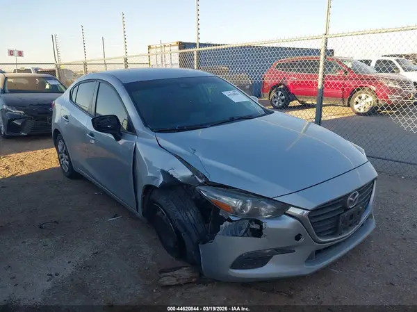 3MZBN1U77JM222523 2018 MAZDA 3 - Image 1