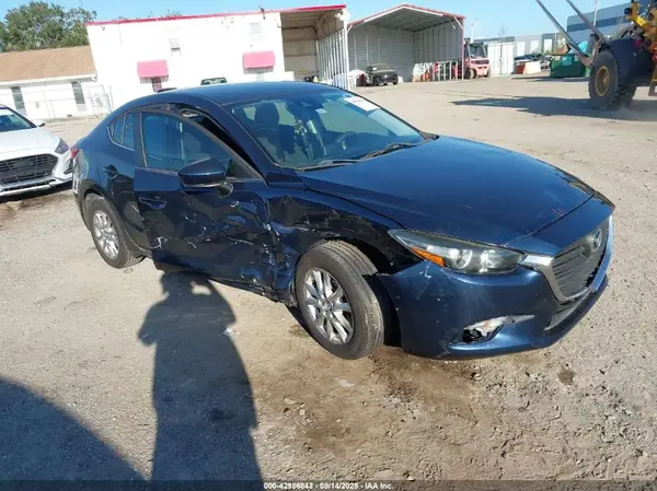 3MZBN1U77JM224269 2018 MAZDA 3 - Image 1