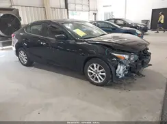 3MZBN1U77JM230198 2018 MAZDA 3
