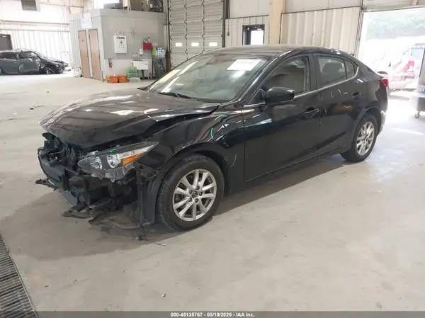3MZBN1U77JM230198 2018 MAZDA 3 - Image 2
