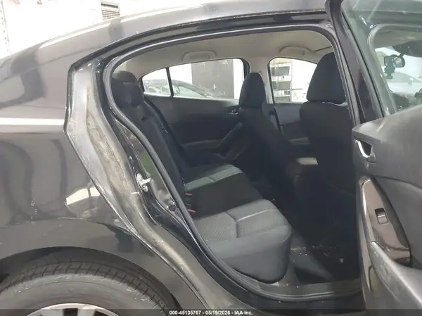 3MZBN1U77JM230198 2018 MAZDA 3 - Image 8