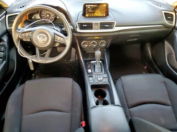 3MZBN1U77JM270541 2018 MAZDA 3 - Image 8