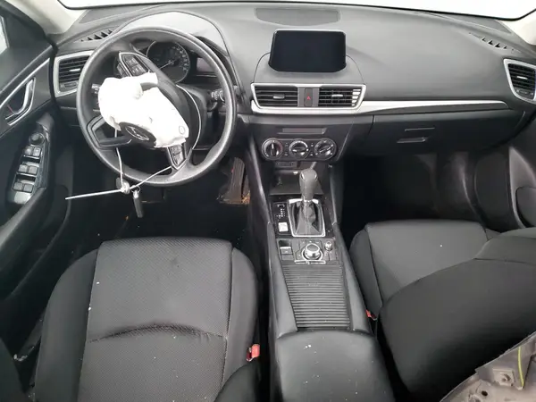 3MZBN1U77JM273083 2018 MAZDA 3 - Image 8