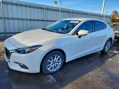 3MZBN1U77JM274945 2018 MAZDA 3
