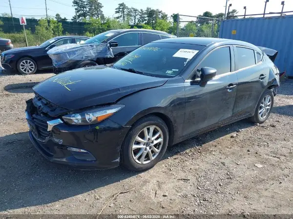 3MZBN1U78HM114776 2017 MAZDA 3 - Image 2