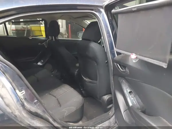 3MZBN1U78HM124806 2017 MAZDA 3 - Image 8