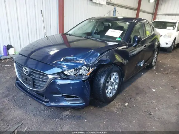 3MZBN1U78HM131058 2017 MAZDA 3 - Image 2