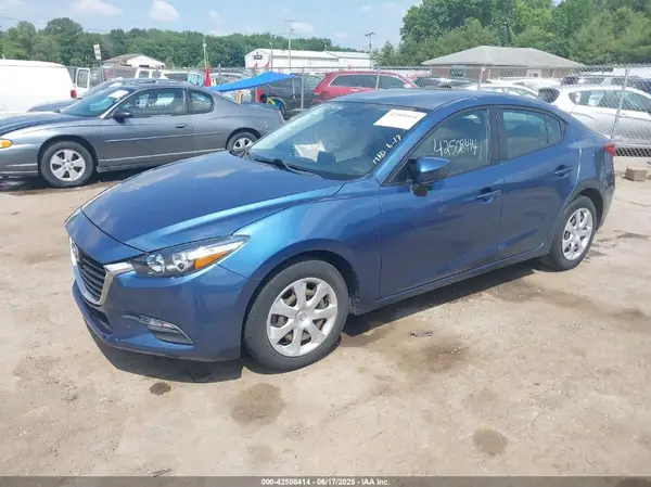 3MZBN1U78HM135711 2017 MAZDA 3 - Image 2