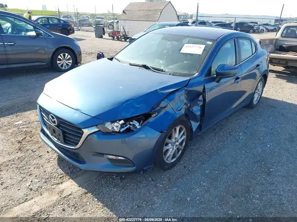 3MZBN1U78HM137359 2017 MAZDA 3 - Image 2